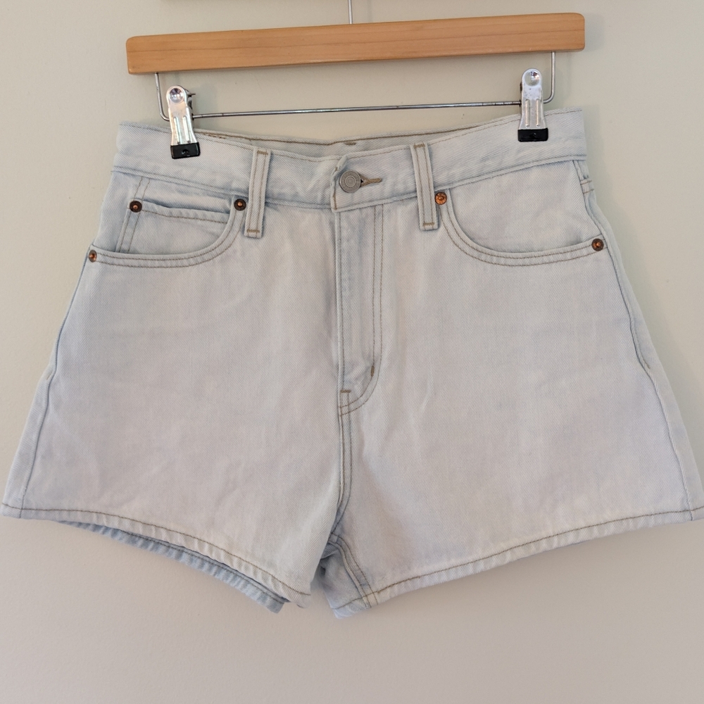 Levi High Loose Shorts